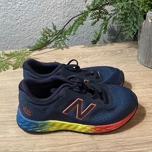 New balance navy colorful sneakers 9c